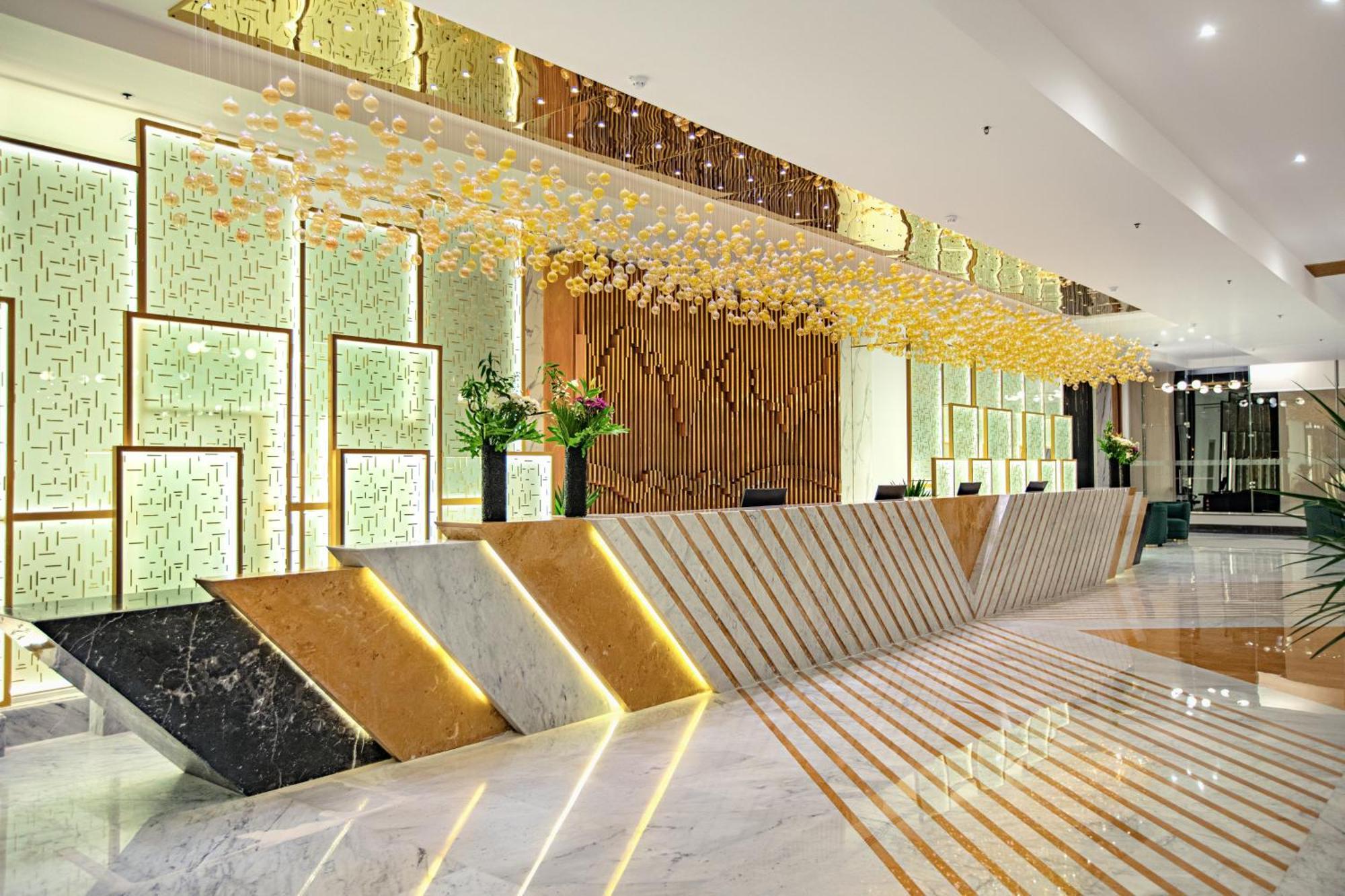 The V Luxury Resort Sahl Hasheesh Hurghada Eksteriør billede The lobby of the hotel