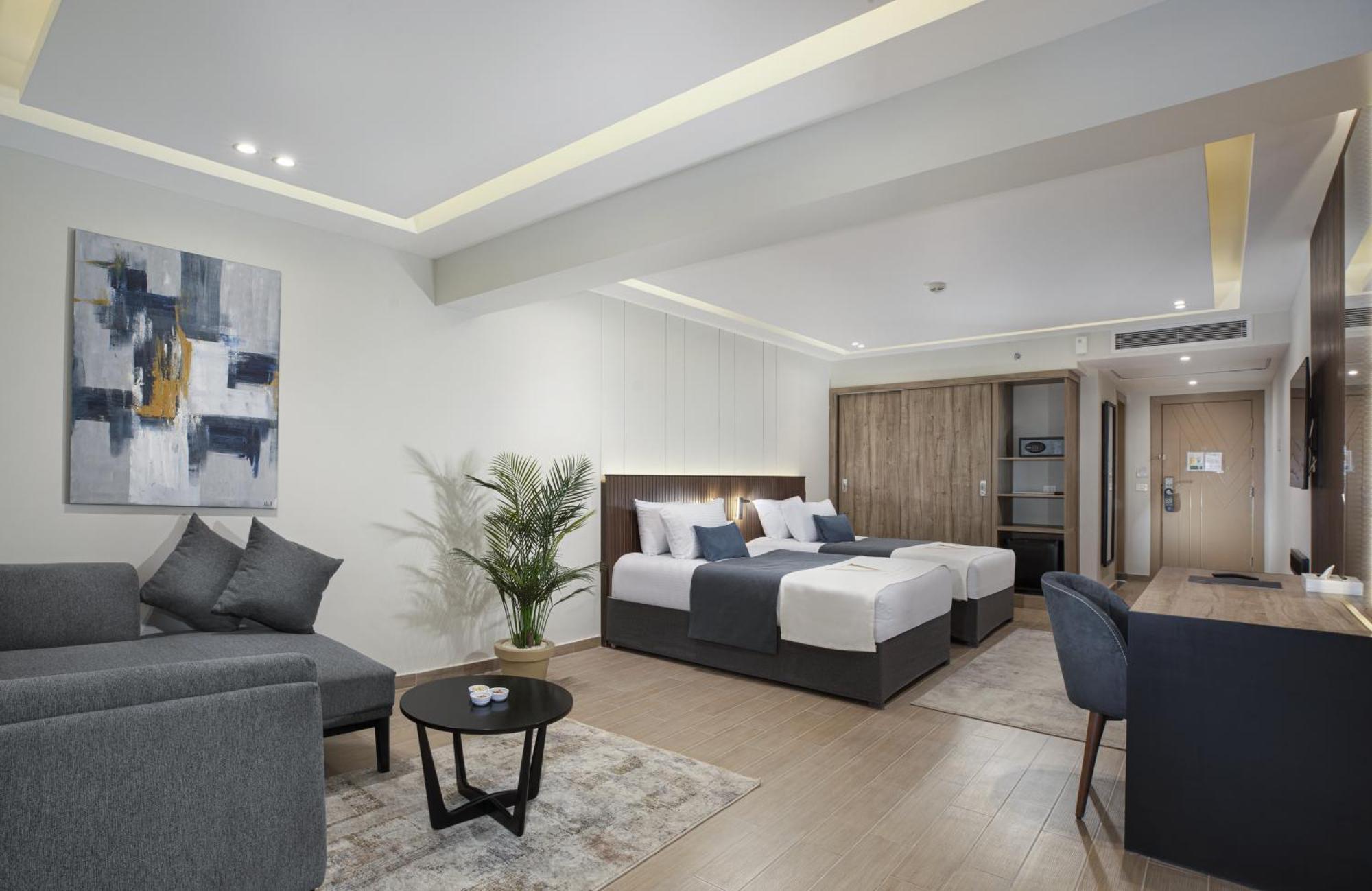 The V Luxury Resort Sahl Hasheesh Hurghada Eksteriør billede Deluxe Suite