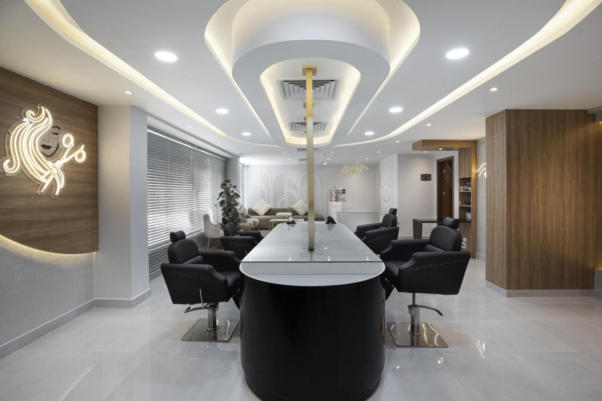 The V Luxury Resort Sahl Hasheesh Hurghada Eksteriør billede The interior of a salon in India